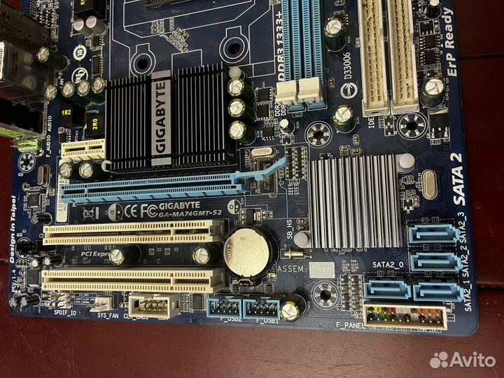 Материнская плата gigabyte