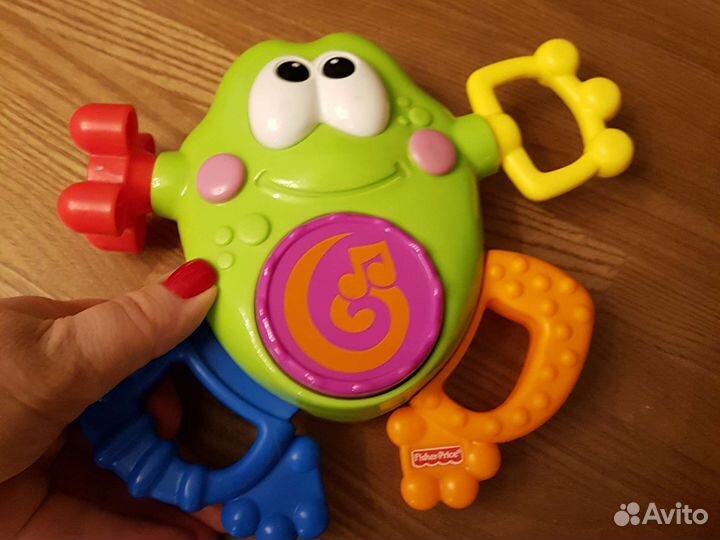 Лягушка Fisher price