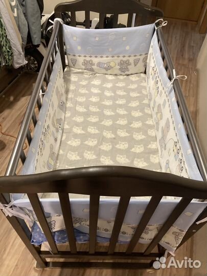 Детская кроватка