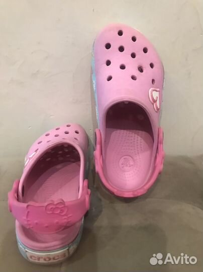 Оригинальные crocs на девочку