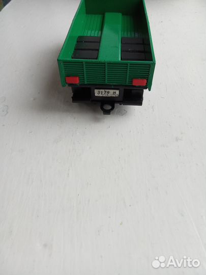 Модель прицепа 1/43 саз 947