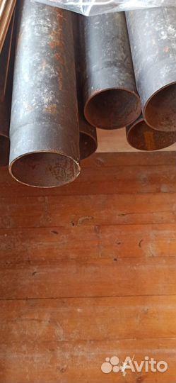 Чугунная печь и трубы