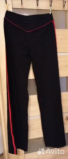 Спортивный костюм женский