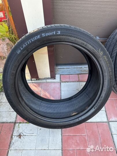 Michelin Latitude Sport 3 275/40 R20 и 315/35 R20 110W