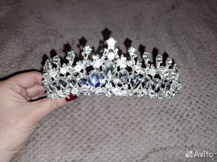 Свадебная диадема