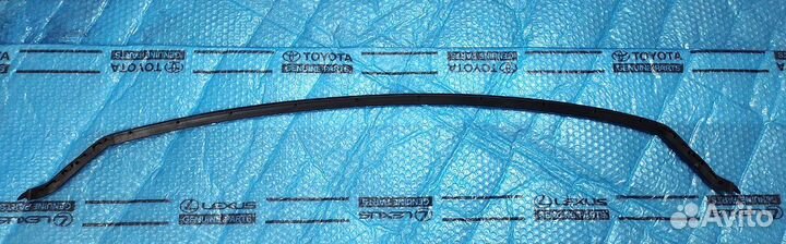 Уплотнительная резинка решетки lexus LX 15-21