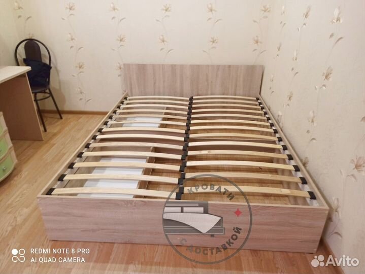 Кровать двуспальная с ящиками