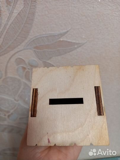 Копилка сувенир из дерева