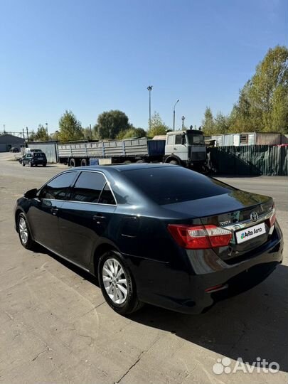 Toyota Camry 2.5 AT, 2014, 140 000 км