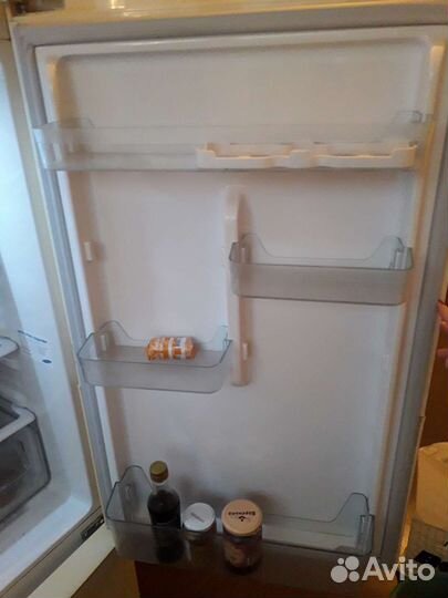 Холодильник Samsung