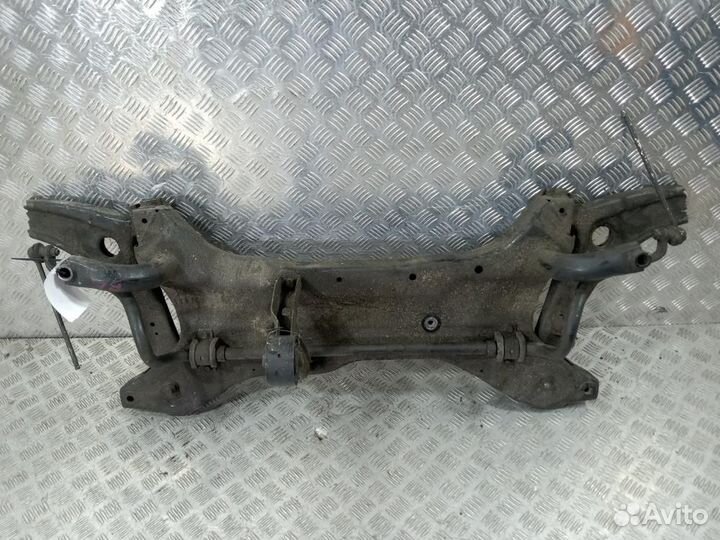 Балка передняя Mitsubishi Outlander XL (2006-2012)