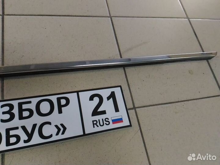 Молдинг стекла передний левый Nissan Teana J32