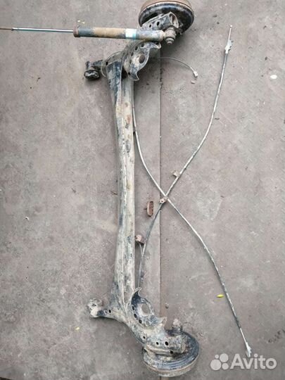 Задняя балка