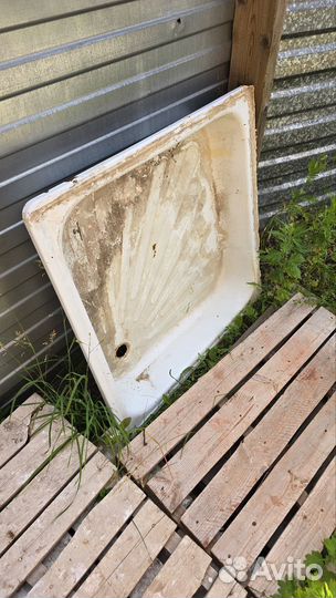 Душевой поддон 90х90 бу стальной эмалированный