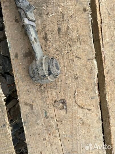 Задний левый рычаг Mercedes-Benz E-Class W210