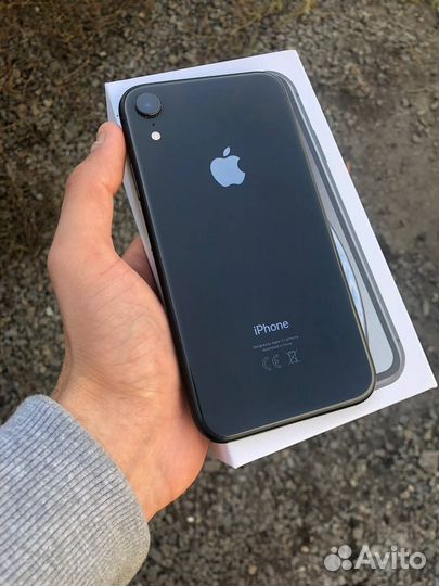 iPhone Xr, 64 ГБ