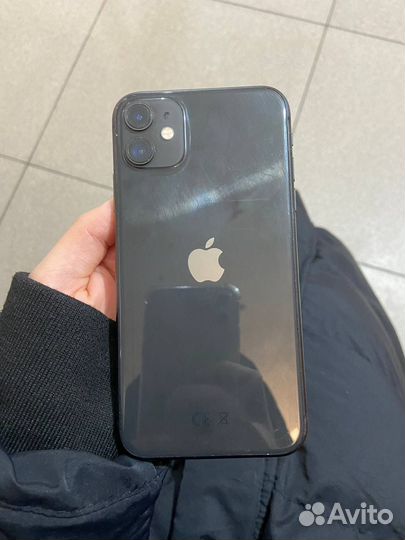 iPhone 11, 64 ГБ