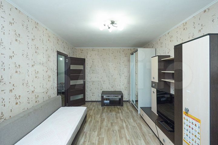 2-к. квартира, 65 м², 6/10 эт.
