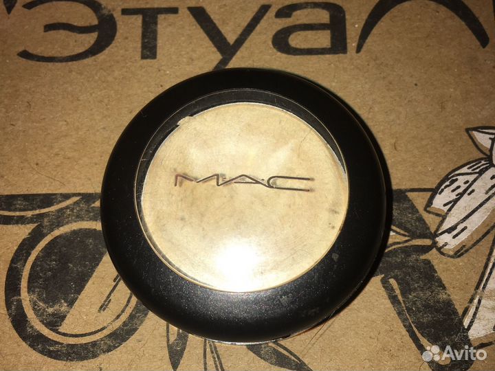 Кремовая основа-хайлайтер MAC