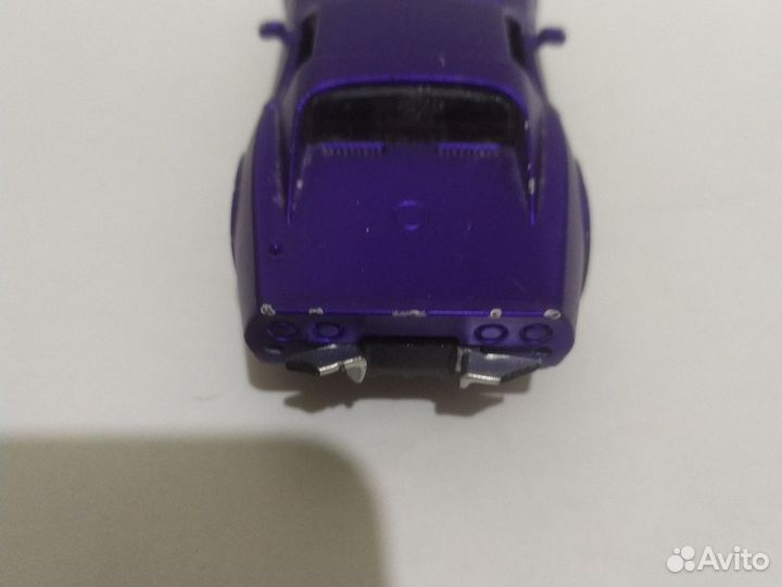 Машинка игрушечная