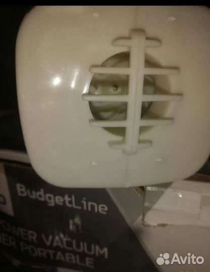 Автомобильный пылесос