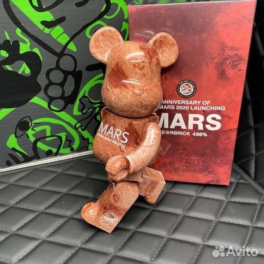 Bearbrick Mars 28 см