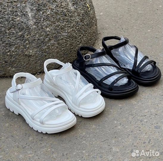 Сандали для девочки