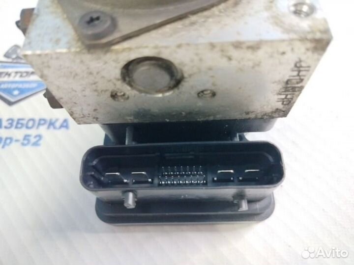 Блок ABS (насос) Kia Sportage 2