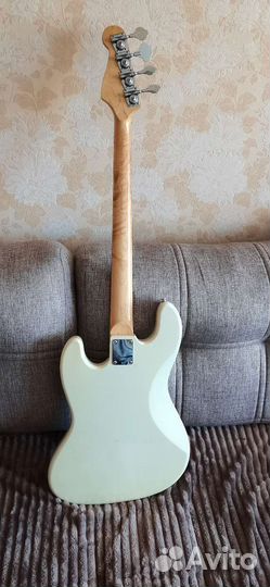 Бас-гитара безладовая Fender Jazz Bass Китай