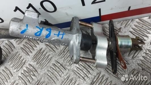 Главный тормозной цилиндр toyota RAV 4 ZCA2 (HBR01