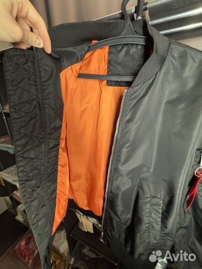 Бомбер мужской ostin