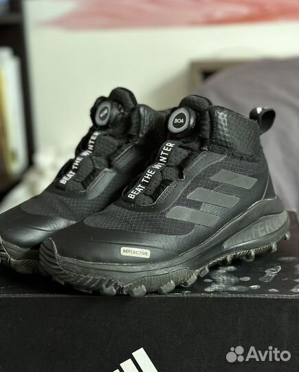 Ботинки adidas