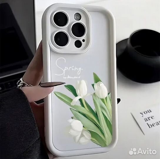 Чехол на iPhone 13