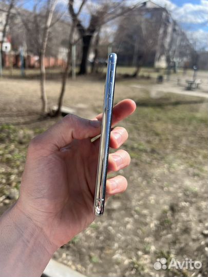 iPhone 11 Pro, 64 ГБ
