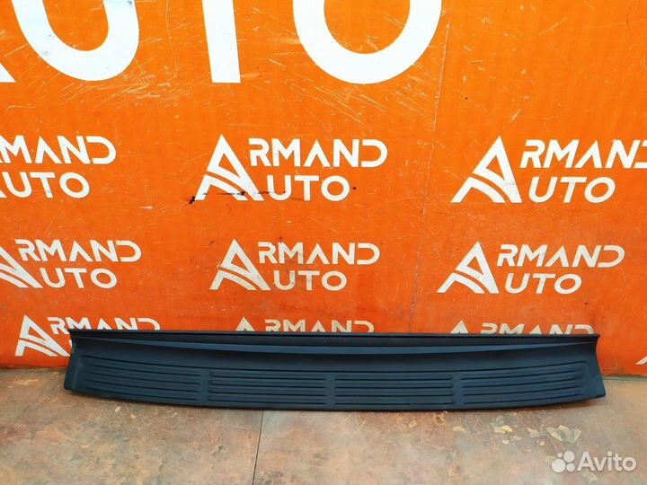 Накладка бампера задняя Lexus Lx 3 URJ200 2015-Нв