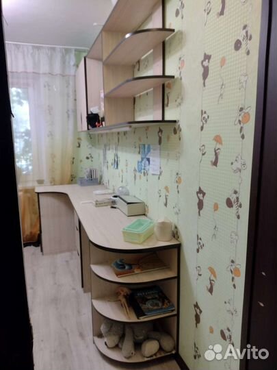 Мебель в детскую комнату для школьников