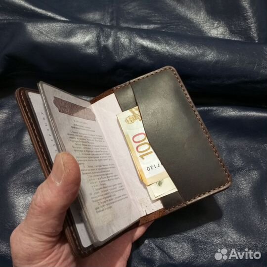 Обложка для паспорта, натуральная кожа-Крези Хорс