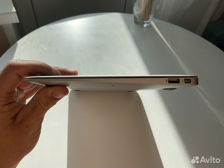 Apple MacBook Air 11 2014