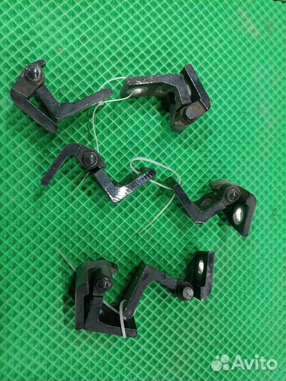 Петли дверей Skoda Octavia A5