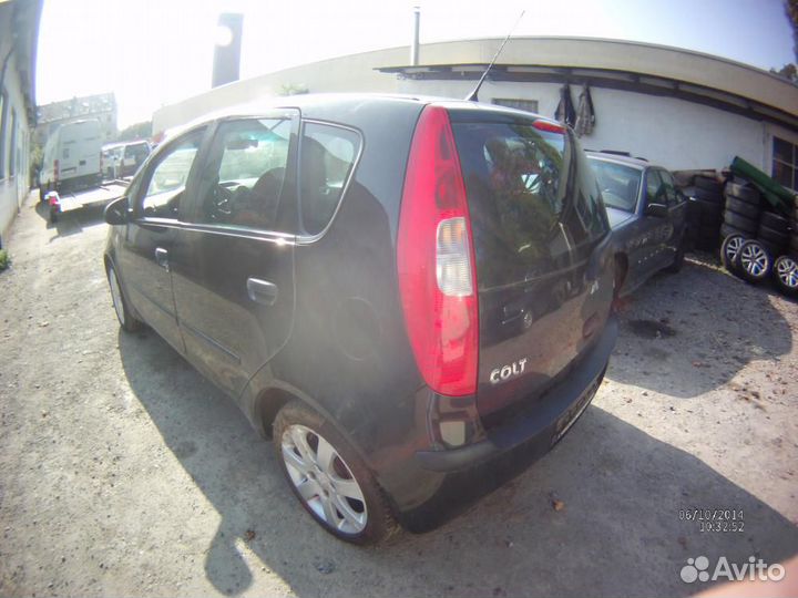 Разбор на запчасти Mitsubishi Colt