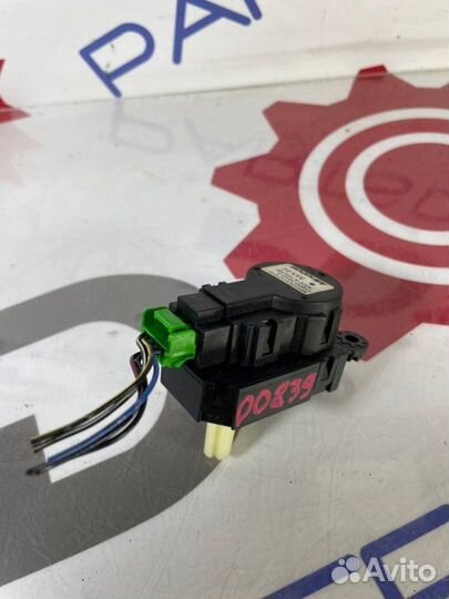 Сервопривод заслонок печки Mitsubishi Galant