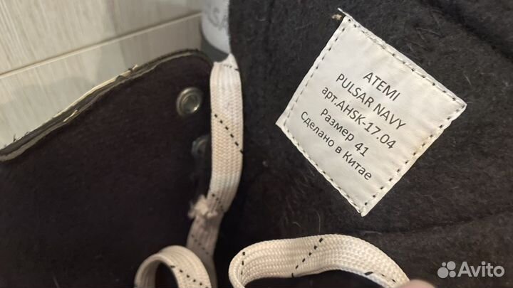 Продам коньки