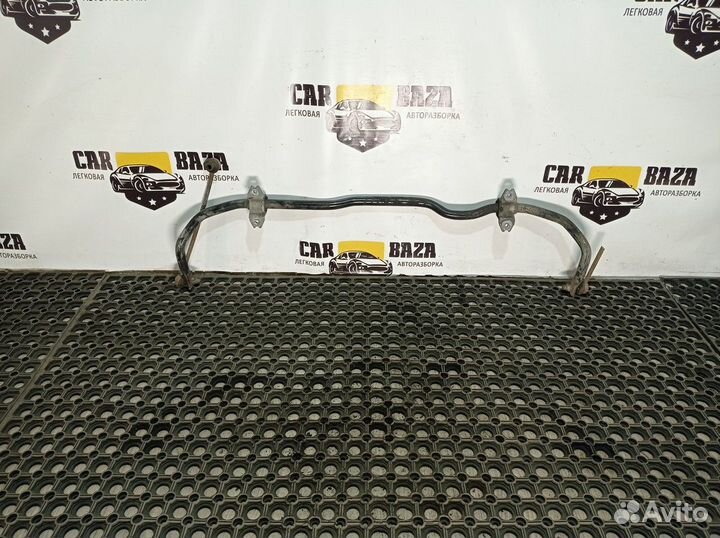 Стабилизатор передний