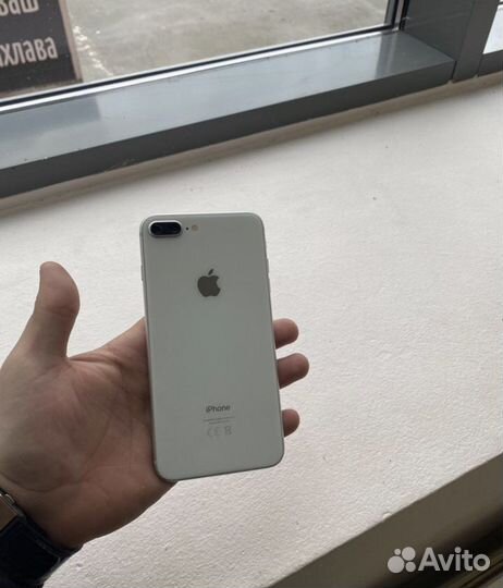Телефон iPhone 8 plus