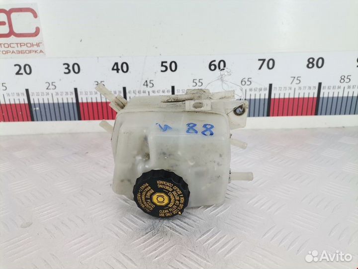 Бачок главного тормозного цилиндра Lexus RX