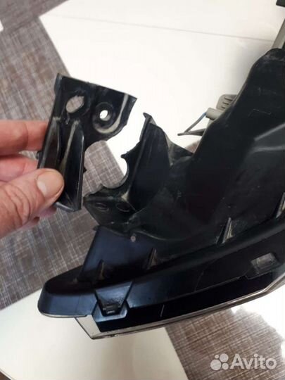 Фара левая Mitsubishi outlander 3