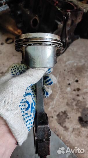 Поршень на форд фокус 1 зетек 2.0 америка