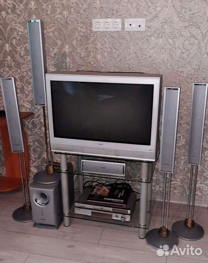 Домашний кинотеатр Panasonic + телевизор + столик
