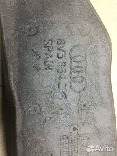 Шумоизоляция передняя правая Audi A3 8V czca 2014