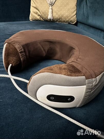 Массажная Bork D602 для шеи